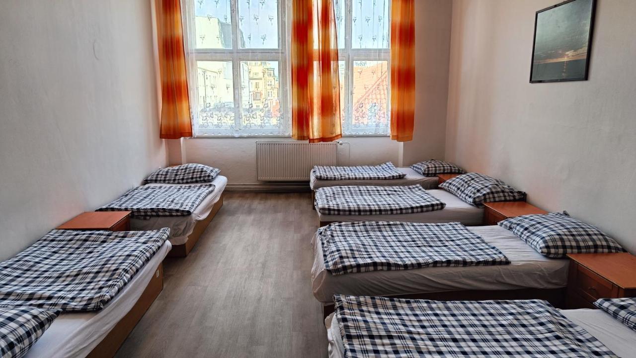 A Plus Hostel - Centrum プラハ エクステリア 写真